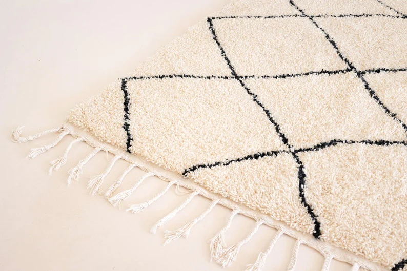 Tapis berbère petite taille Beni Ouarain blanc et losanges noirs – Image 4